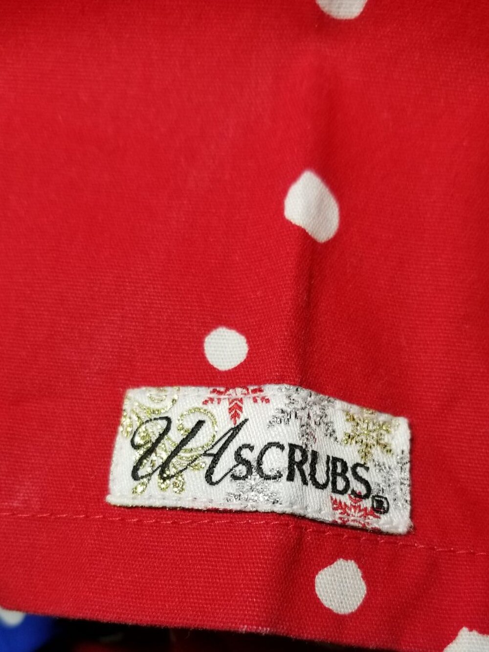 UA Scrubs Womens 3X Red Holiday Christmas Snowman Scrub Top Nurse Medical Lab - Picture 7 of 8